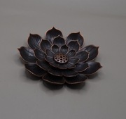 Kadzielnica w kształcie lotosu duży 8,1x8,1 cm