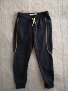 Granatowe bawełniane spodnie dresowe dresy Vingino 116 jak nowe