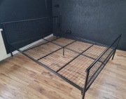 Łóżko metalowe 160x200 rama ze stelażem