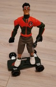 Figurka kolekcjonerska Man Atom Speed Boarder Axel Hasbro QX