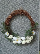 Wieniec wielkanocny na drzwi