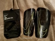 Ochoniaczy Piłkarskie Nike Mercurial 