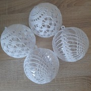 Zestaw bombek recznie wykonanych.