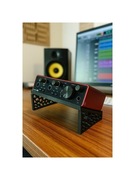 PRO Stand Focusrite Scarlett 2i2 3. generacji – kąt 25° stojak