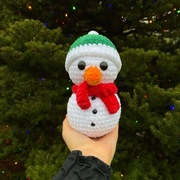 Bałwan, bałwanek na szydełku - maskotka, pluszak