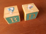 Drewniane klocki Peter Rabbit / Piotruś Królik (2 sztuki) dekoracja ozdoba