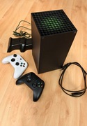 Konsola Xbox series X 1TB 2 pady i stacja ładowania, pudełko