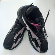 Damskie skórzane buty sportowe Sneakersy r 41 dł wkładki 26cm firmy Sprandi