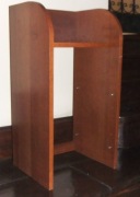 Szafka brązowa pod telefon lub kwietnik