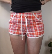 Spodenki w kratkę szorty Esprit rozmiar 38 M