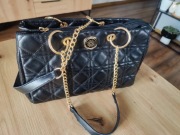 Monnari klasyczny czarny kuferek 