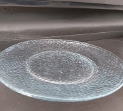 Talerzyk 17 cm., szklany --wzór mrożony gres z lat  90-tych 