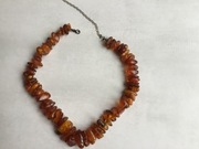 naszyjnik z bursztynem