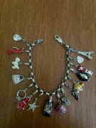 Bransoletka Apart zawieszki charms