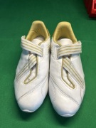 Adidas dziecięce sneakersy białe ze złotymi akcentami, rzepy Rozmiar EU38