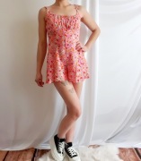 Kombinezon Krótki Różowy w Kwiaty Pull & Bear Lato z Wiskozy S 36