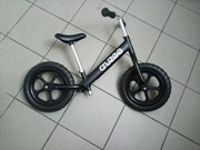 Rowerek biegowy Cruzee 12'' Czarny