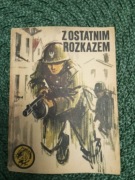 Książka z serii żółty tygrys 