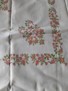 Duży lniany obrus kremowy vintage PRL czerwone kwiatki