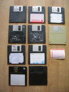 Dyskietki różne 3,5" 1,44 MB 10 szt. + naklejka sprawne sformatowane