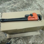 Duży klucz do rur 24"