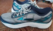 Buty oryginalne Brooks Dyad 8