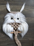 Sowa ze sznurka makrama 