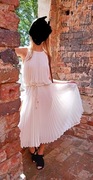 Sukienka plisowana rozmiar 36 38 F & F elegancka biała 