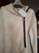 Kurtka ala zamsz haftowana