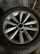 Felga aluminiowa Audi OE 8Y0601025 wzraz z oponami zimowymi goodride