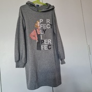 Sukienka z kapturem Mayoral r. 152