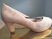 damskie czółenka beżowe