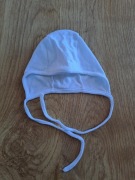 Wiązana czapka chłopięca 3-6M