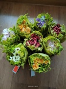 Zestaw 8 ozdób wielkanocnych bukiety kwiatów 