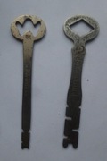 2 amerykańskie płaskie klucze do sejfu.Sygnowane.USA Iowa,Philadephia