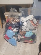 Dwa worki ubrań chłopięcych