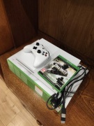 Xbox One S 1TB + Call of Duty 