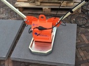 Chwytak próżniowy do płyt krawężników kostki