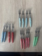 Male widelczyki do przekasek kolorowe prl