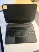 Etui, klawiatura Magic Keyboard do Ipad Air 5 gen 10,9"