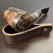 Wolinski *Premium Leather* akcesoria skórzane stojak na fajkę