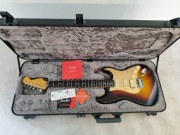 Fender American Ultra II Stratocaster HSS EB UB