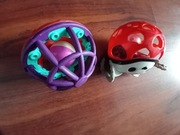 Zabawki interaktywne grzechotki z piłką