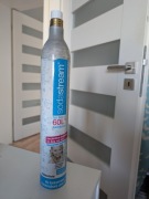 Niebieski nabój CO2 marki SodaStream