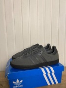 Uzywane tenisowki meskie adidas samba og szare 42