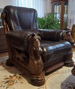 Skórzany komplet wypoczynkowy firmy Kler - motyw koni