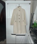 Elegancki kremowy płaszcz| trencz AZ - idealne na wiosnę i jesień