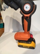 Adapter przejściówka baterii Dewalt 18V XR do YardForce CR20