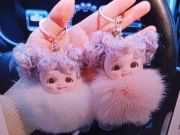 Lalka z loczkami brelok do kluczy tornistrów worków akcesoriów itp