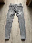 Spodnie jeansowe True Rise